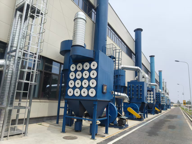 32 Cartridges Baghouse Industrial Dust Collector For Thermal Spray 